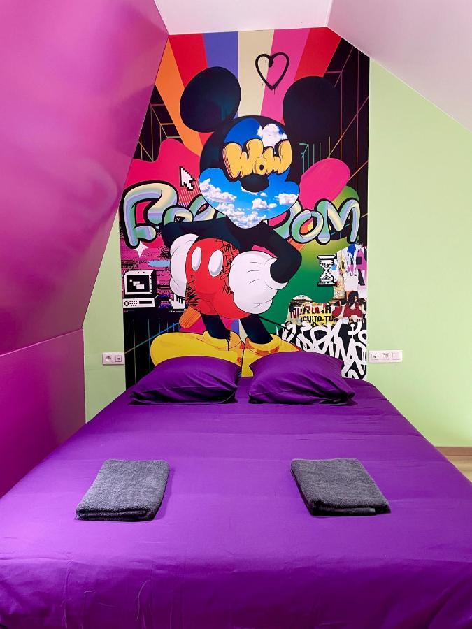 Capsule Forever Young - Jacuzzi - Sauna - Billard - Arcade De Jeux - Netflix & Home Cinema - Ping Pong Hastiere-par-dela Zewnętrze zdjęcie