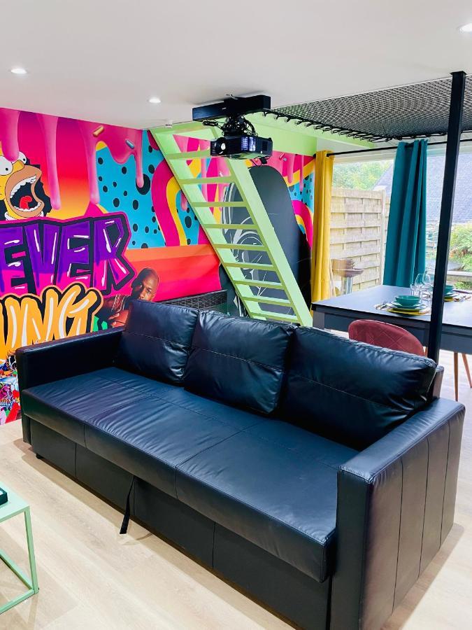 Capsule Forever Young - Jacuzzi - Sauna - Billard - Arcade De Jeux - Netflix & Home Cinema - Ping Pong Hastiere-par-dela Zewnętrze zdjęcie